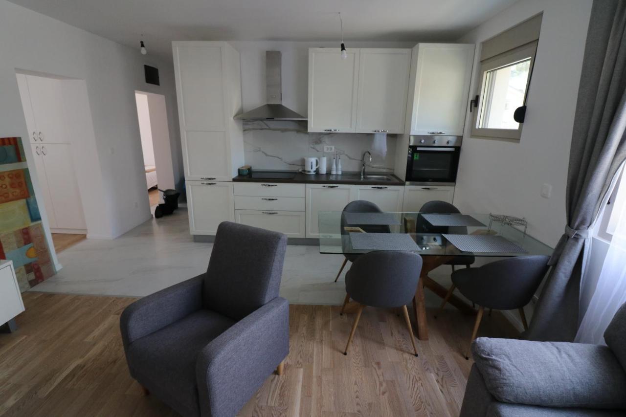 Apartment Sandrita Котор Экстерьер фото