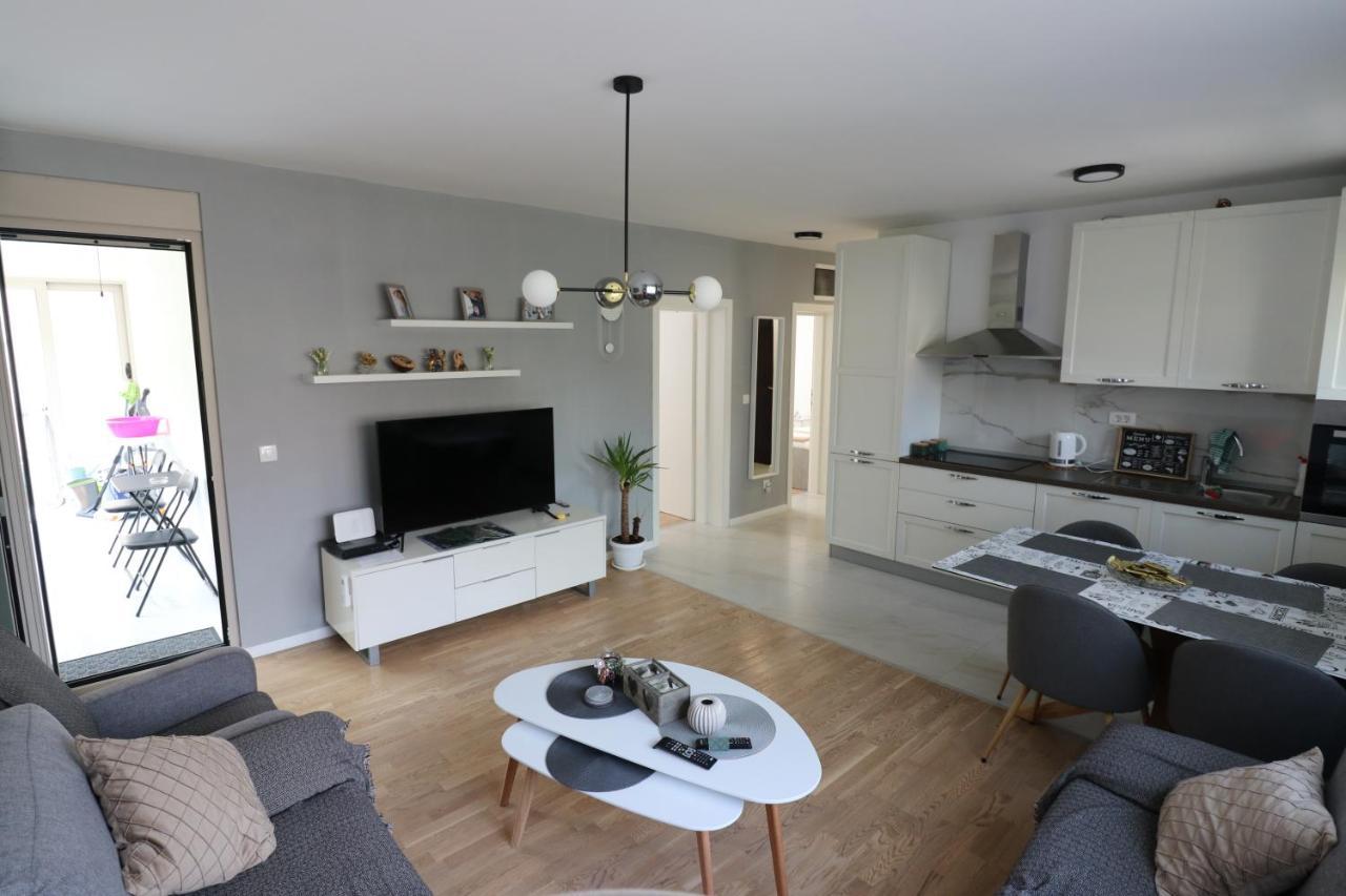 Apartment Sandrita Котор Экстерьер фото